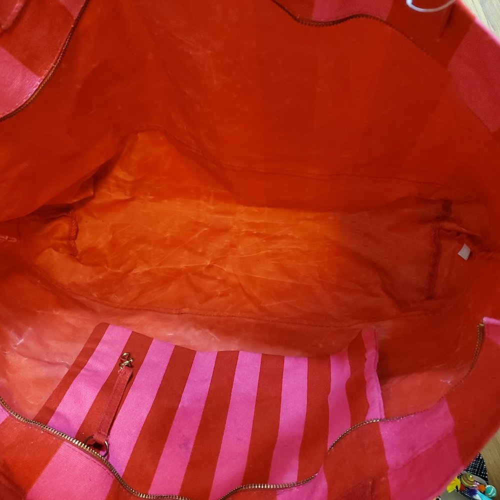 Victoria's Secret Weekender Tote Pink/ Red Striped Canvas Travel Bag XL 16"x20" - Picture 4 of 5